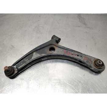 BRAZO SUSPENSION INFERIOR DELANTERO IZQUIERDO 4013A443 