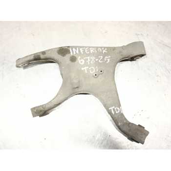 BRAZO SUSPENSION INFERIOR TRASERO DERECHO 8R0505312F 
