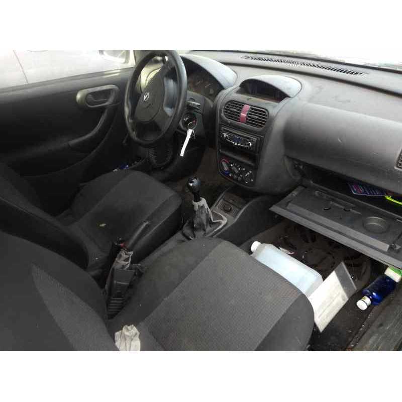opel corsa c del año 2006
