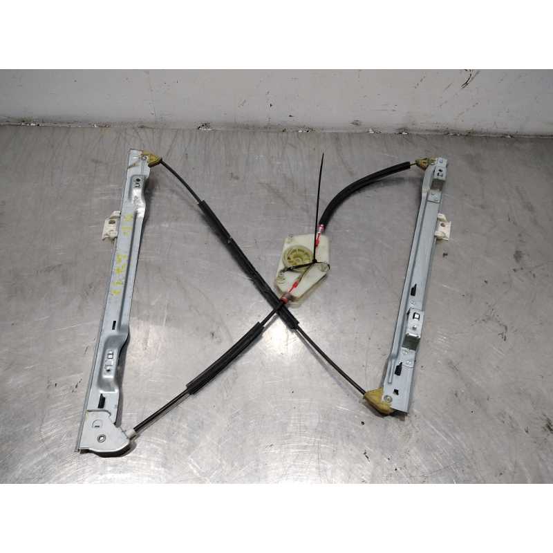 ELEVALUNAS DELANTERO DERECHO 9222CT 