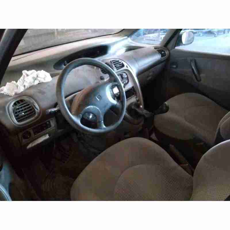 citroën xsara picasso del año 2002