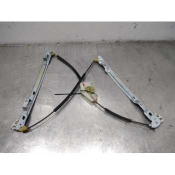 ELEVALUNAS DELANTERO IZQUIERDO 9221CV 