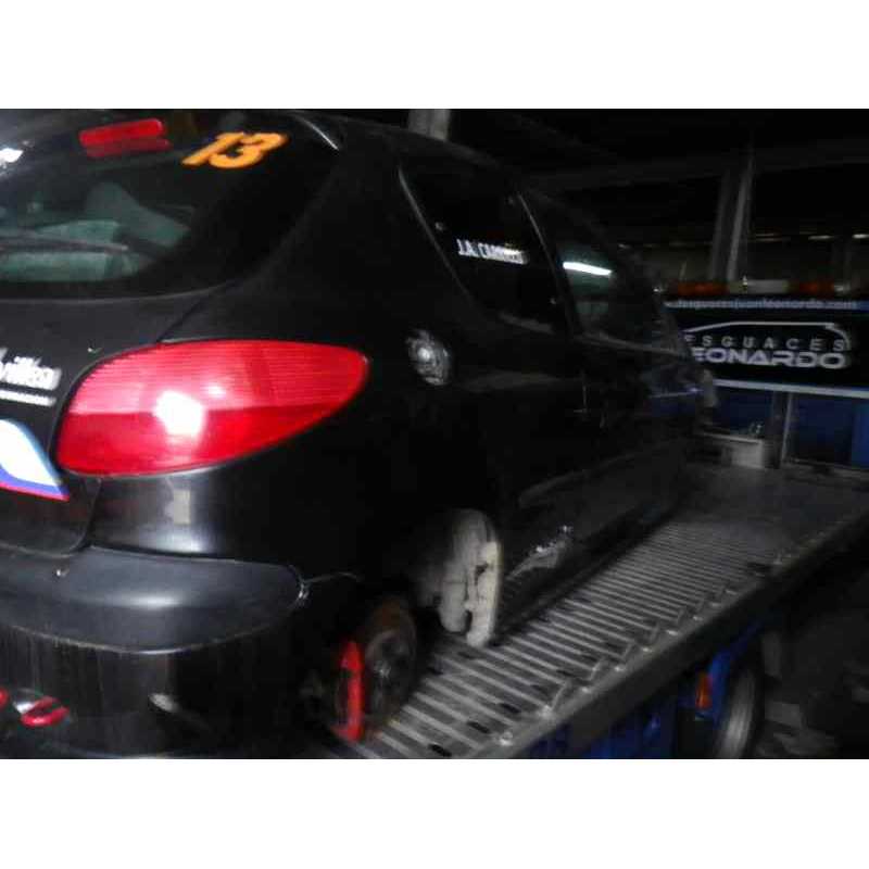peugeot 206 berlina del año 2002