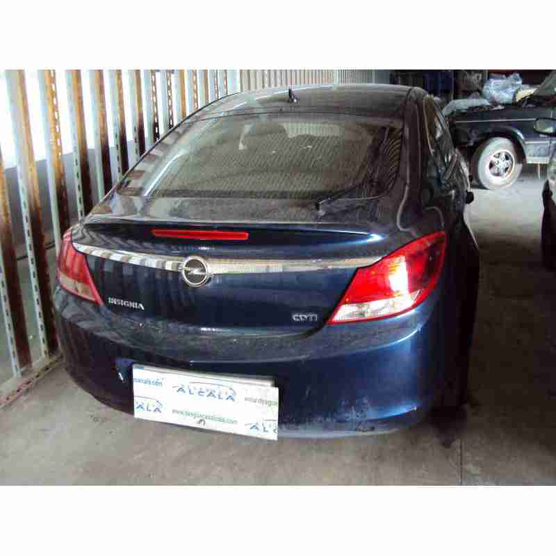 opel insignia berlina del año 2010