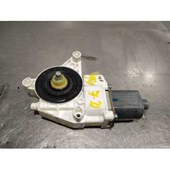 MOTOR ELEVALUNAS TRASERO DERECHO 0130822280 5 PINES