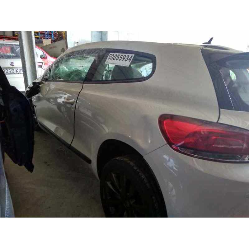 volkswagen scirocco del año 2010