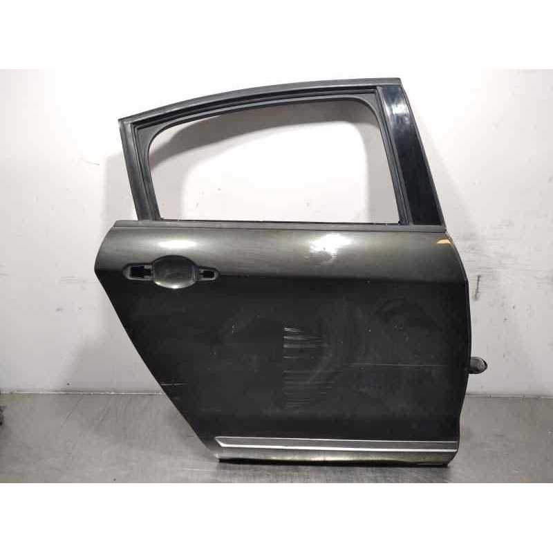 PUERTA TRASERA DERECHA 9008R8 ARAÑADA 