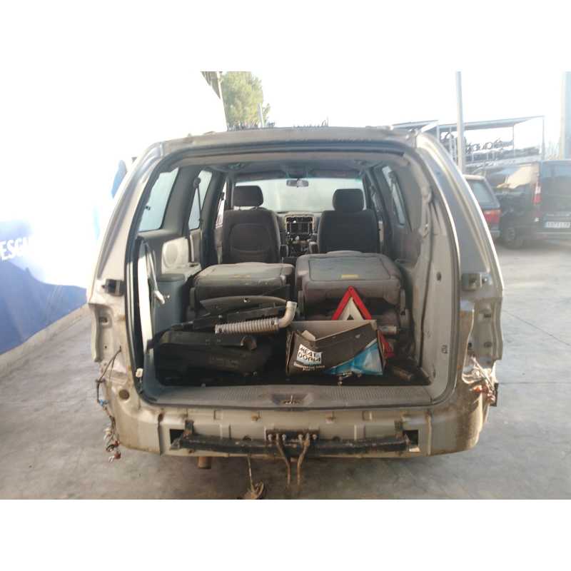 kia carnival ii (gq) del año 2003