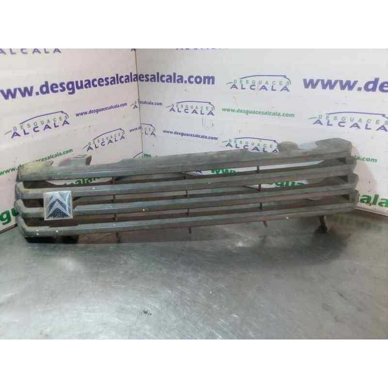 REJILLA DELANTERA SOPORTE ROTO 