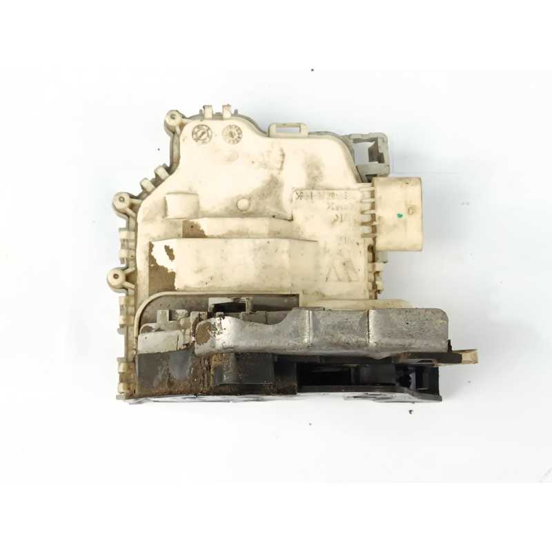 CERRADURA PUERTA DELANTERA DERECHA 8K1837016 