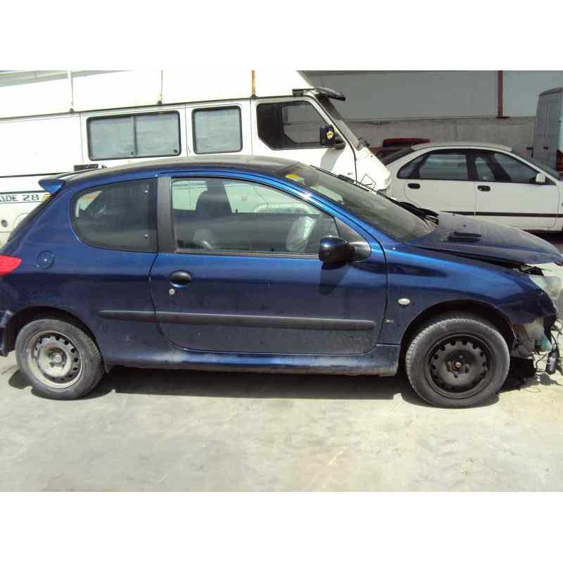 peugeot 206 berlina del año 2000