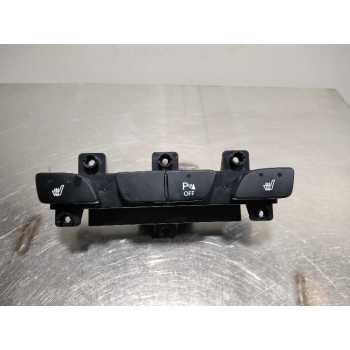 BOTONERA 933102Y100TAN 18 PINES ASIENTOS CALEFACTABLES
