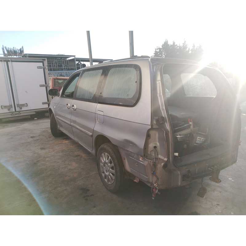 kia carnival ii (gq) del año 2003