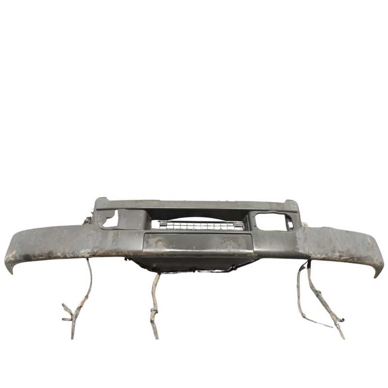 PARAGOLPES DELANTERO 