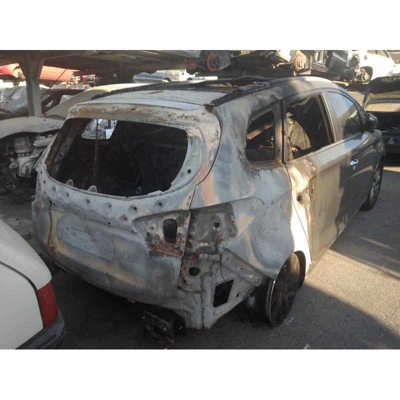 kia carens ( ) del año 2017