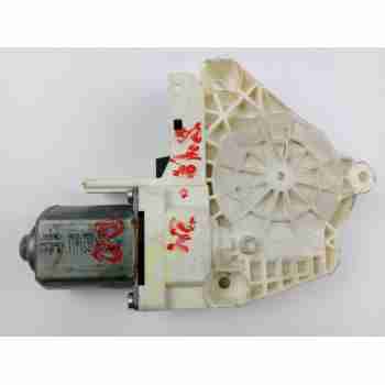 MOTOR ELEVALUNAS DELANTERO DERECHO 8K0959 
