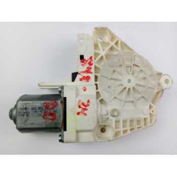 MOTOR ELEVALUNAS DELANTERO DERECHO 8K0959 