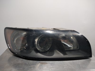 FARO DERECHO VOLVO S40 BERLINA 2.0 D Momentum