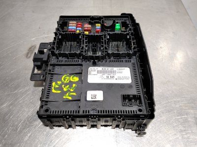 CAJA RELES / FUSIBLES FORD FOCUS Active