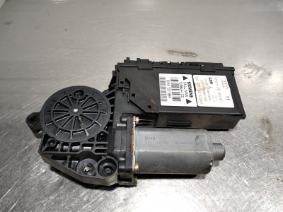 MOTOR ELEVALUNAS DELANTERO IZQUIERDO AUDI A4 BERLINA (8E) 2.5 TDI (114kW)