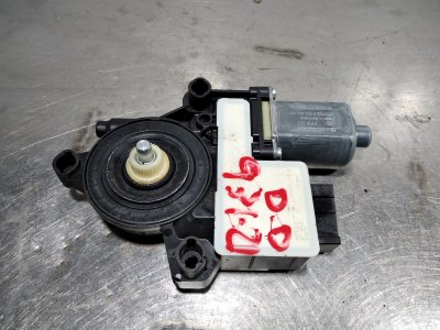 MOTOR ELEVALUNAS DELANTERO DERECHO SKODA FABIA Ambition