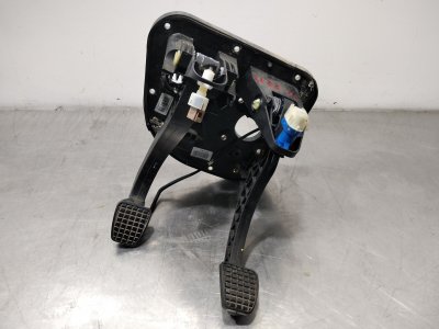 PEDAL FRENO IVECO DAILY COMBI Caja cerrada techo alto 29L... batalla 3000L