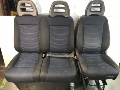 ASIENTOS DELANTEROS IVECO DAILY COMBI Caja cerrada techo alto 29L... batalla 3000L