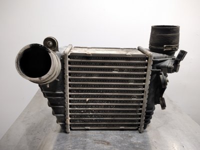 INTERCOOLER VOLKSWAGEN GOLF IV BERLINA (1J1) Básico