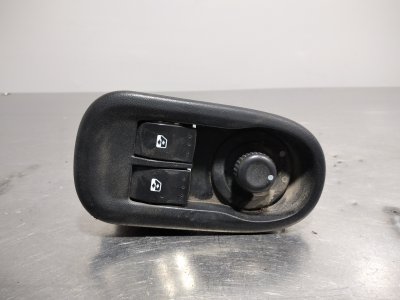 MANDO ELEVALUNAS DELANTERO IZQUIERDO  RENAULT MASTER KASTEN L3H3 GKa 3,5t