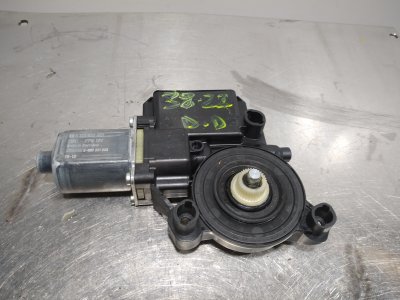 MOTOR ELEVALUNAS DELANTERO DERECHO SEAT IBIZA (KJ1) *