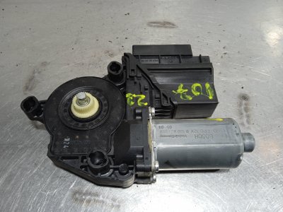 MOTOR ELEVALUNAS DELANTERO DERECHO VOLKSWAGEN T5 TRANSPORTER/FURGONETA Caja cerrada ( batalla larga)