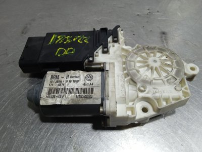 MOTOR ELEVALUNAS DELANTERO DERECHO VOLKSWAGEN GOLF IV BERLINA (1J1) Conceptline