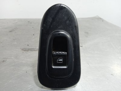 MANDO ELEVALUNAS DELANTERO DERECHO SEAT TOLEDO (1M2) Signo