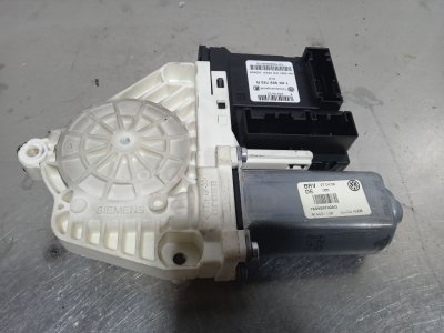 MOTOR ELEVALUNAS DELANTERO DERECHO VOLKSWAGEN GOLF VI (5K1) GTD