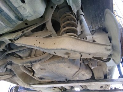 BRAZO SUSPENSION INFERIOR TRASERO DERECHO VOLKSWAGEN PASSAT BERLINA (3C2) 2.0 TDI