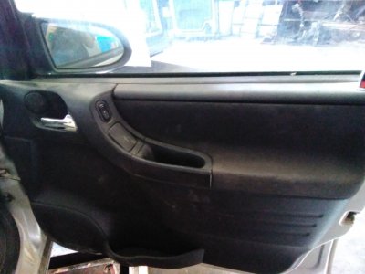 ELEVALUNAS DELANTERO DERECHO OPEL ZAFIRA A 2.0 DTI