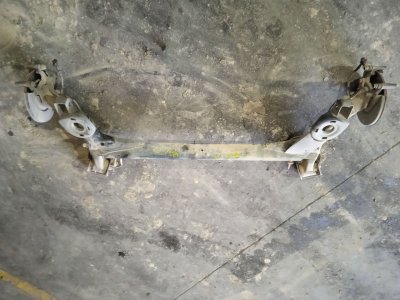 PUENTE TRASERO VOLKSWAGEN GOLF IV BERLINA (1J1) 1.9 TDI