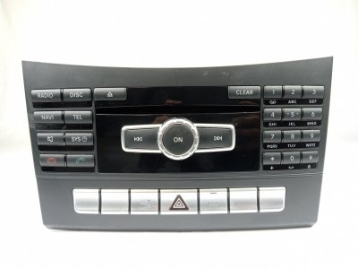 SISTEMA AUDIO / RADIO CD de MercedesBenz Clase E E 200 CGI Blue Efficiency 