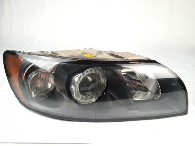 FARO DERECHO VOLVO S40 BERLINA 1.6