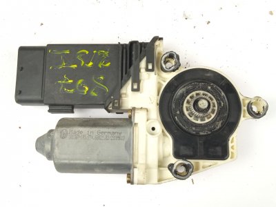 MOTOR ELEVALUNAS DELANTERO IZQUIERDO