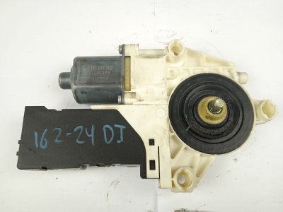 MOTOR ELEVALUNAS TRASERO DERECHO de 2.0 HDi 135 (6DRHRH, 6DRHRE, 6DRHRG, 6DRHRJ) 