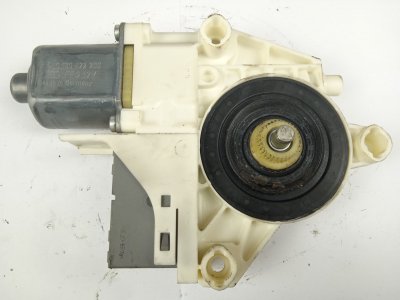 MOTOR ELEVALUNAS TRASERO DERECHO de 2.0 HDi 135 (6DRHRH, 6DRHRE, 6DRHRG, 6DRHRJ) 