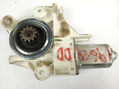 MOTOR ELEVALUNAS DELANTERO DERECHO