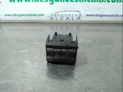 REGULADOR ALTURA LUCES SEAT TOLEDO (KG3) Reference