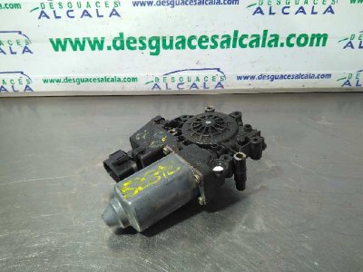 MOTOR ELEVALUNAS DELANTERO DERECHO AUDI A4 BERLINA (B5) 2.5 TDI