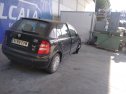 rejilla delantera skoda fabia Foto 6