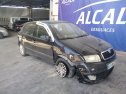 rejilla delantera skoda fabia Foto 6