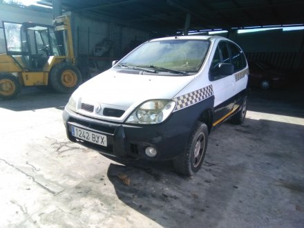 Vehiculo en el desguace: RENAULT SCENIC RX4 (JA0) 1.9 dCi