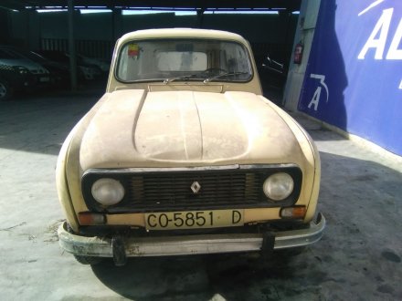 Vehiculo en el desguace: RENAULT R4 R4 F *