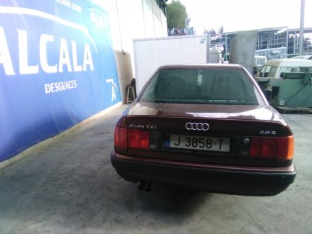 Vehiculo en el desguace: AUDI 100 BERLINA (C4) Básico